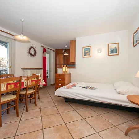 Sleeps 4 Appartement Chamonix